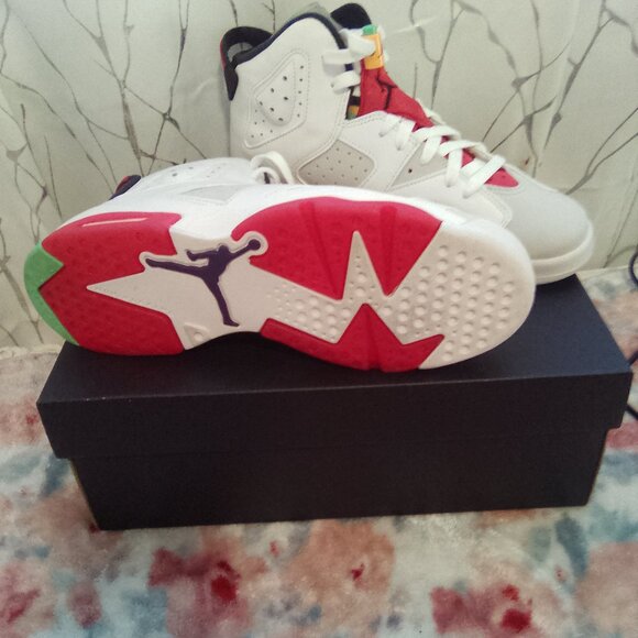 Jordan 6 - Picture 1 of 4